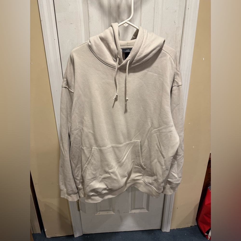 White/Cream H&M Hoodie Men’s XL